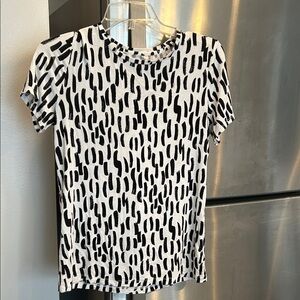 Nine West Black and White Women's Tee